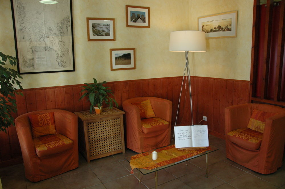 Hotel Du Port Морле Экстерьер фото